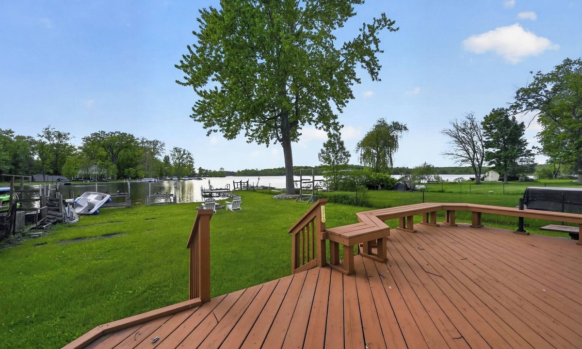 Putnam Township House | Relax and recharge at this peaceful lakefront private beach on Patterson Lake