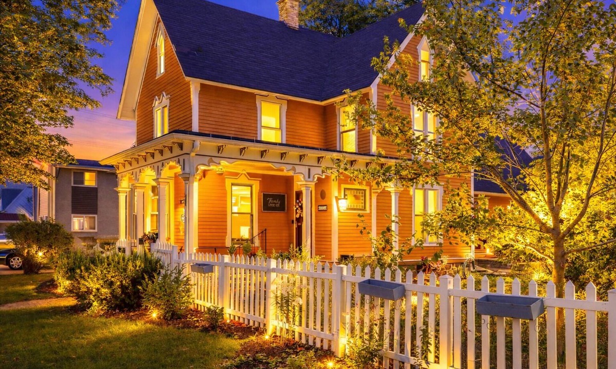 Lake Geneva House | Sheldon House |Historic Lake Geneva Home |Garden Patio |Walkable to all LG has to Offer |Parking