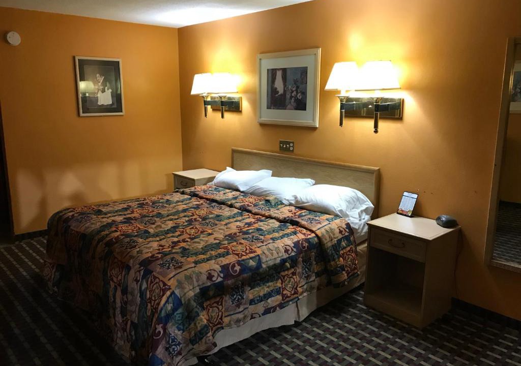 Spring Valley Hotel | Spring Valley Inn