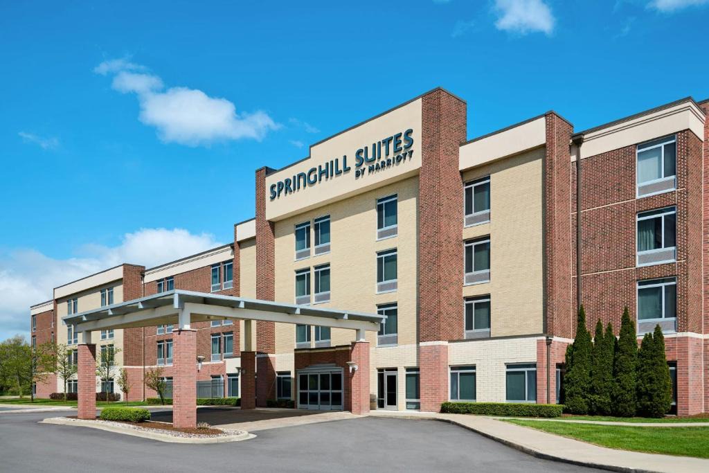 Romulus Hotel | Springhill Suites by Marriott Detroit Metro Airport Romulus