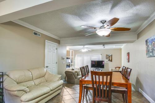 Airport Township House | St Ann Townhome < 1 Mi to International Airport!