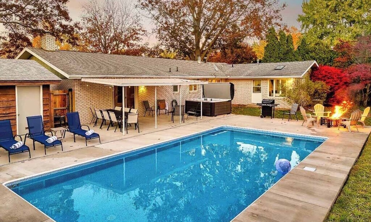 Stevensville House | Swimhaven | Pool | Hot Tub | Arcade