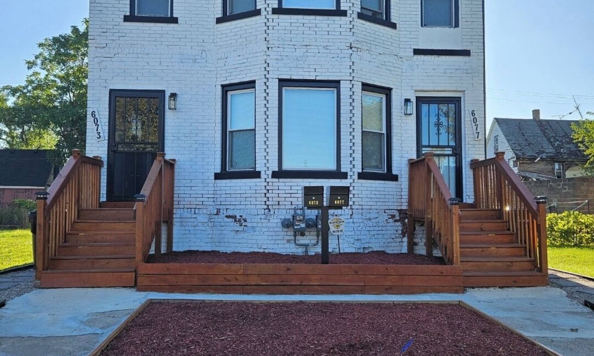 New Center Detroit House | Terrific 2-bedroom house with AC in vibrant Detroit