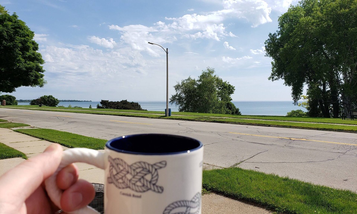 Racine House | The Beach Cottage at Michigan Blvd.