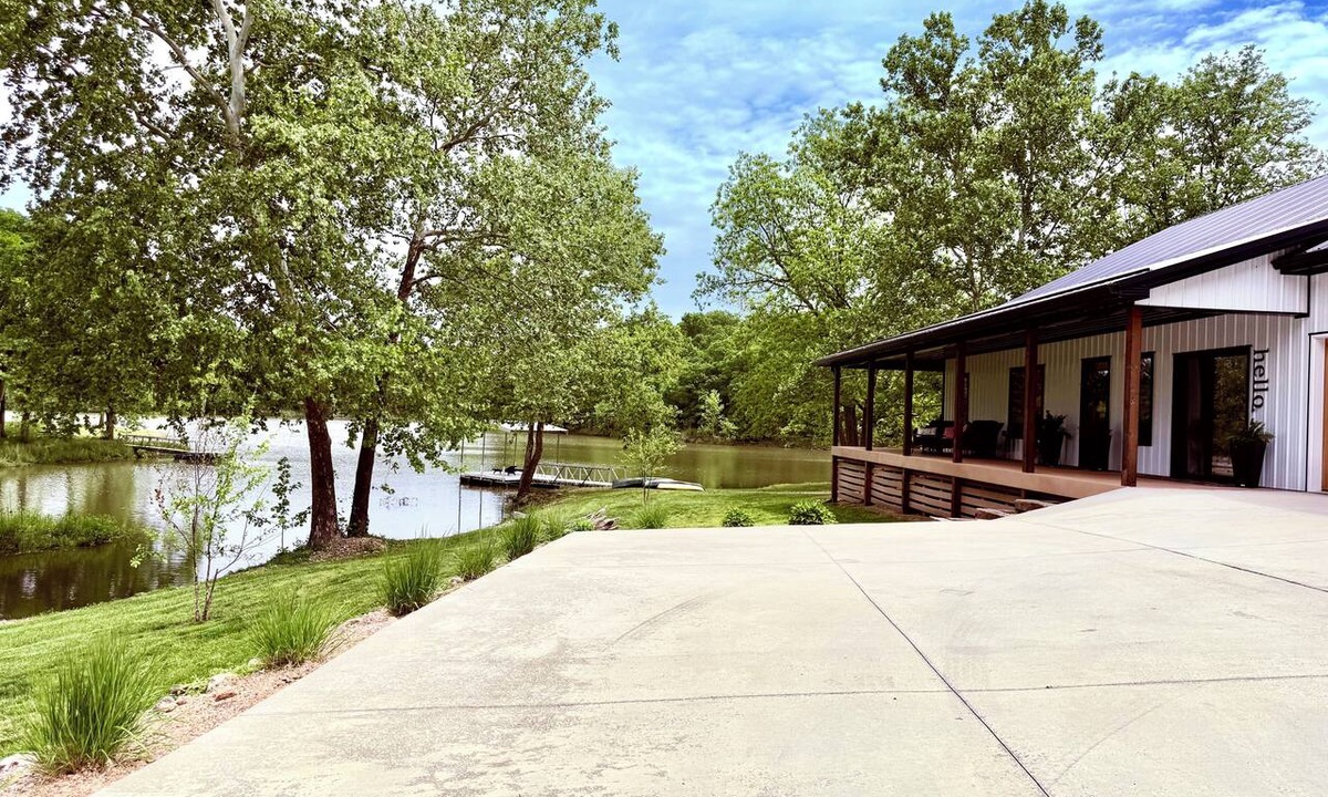 Warsaw House | The Gathering Place - Lake of the Ozarks