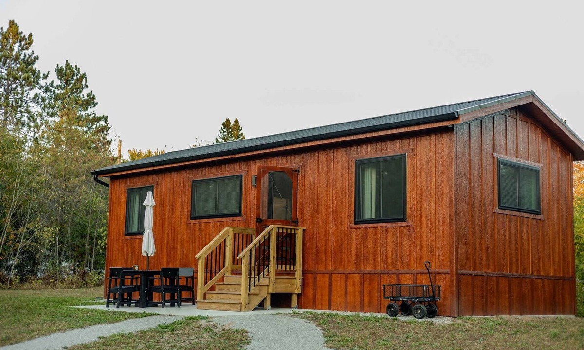 Porterfield House | The Meadows - New! Menominee River Tiny Cottage