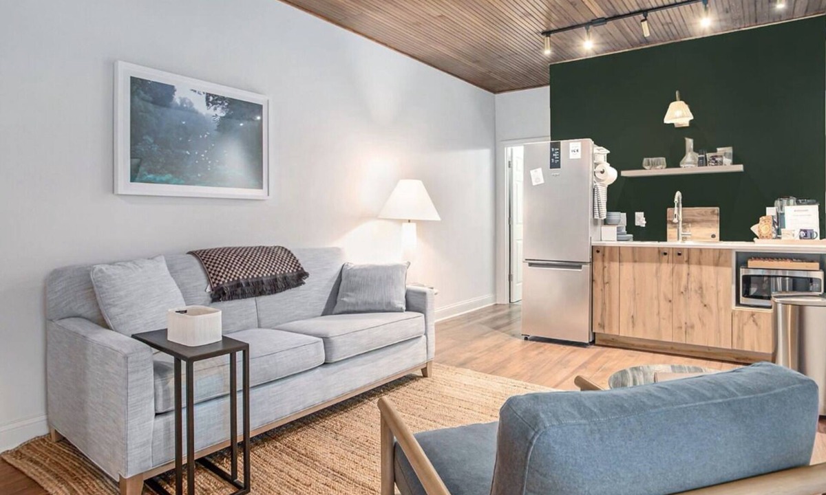 New Buffalo Apartment | The Neighborhood Hotel - Grand Beach