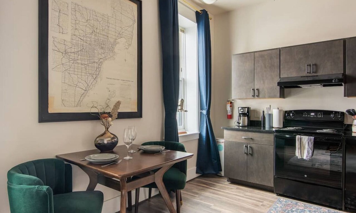 Ypsilanti Apartment | Thompson 202 · Beautiful Luxury Loft - Heart of Depot Town