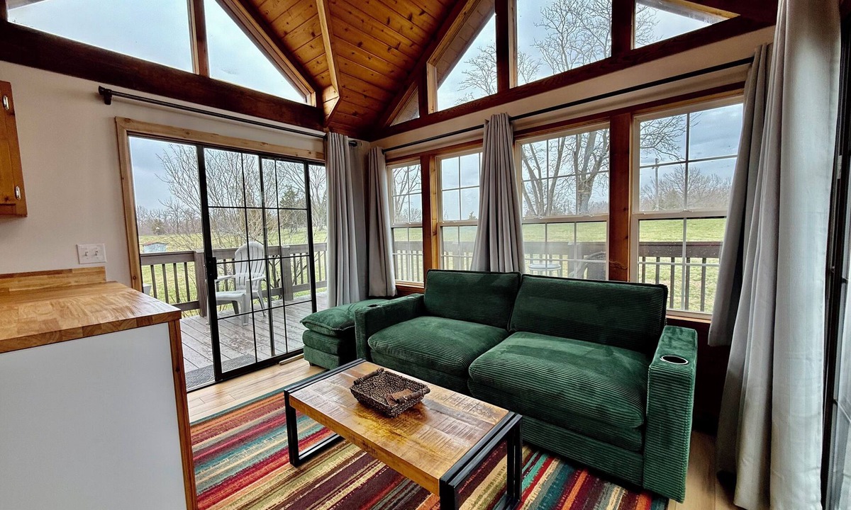 Cobden House | Tiny Home Cabin with Hot Tub at The Hills Campground