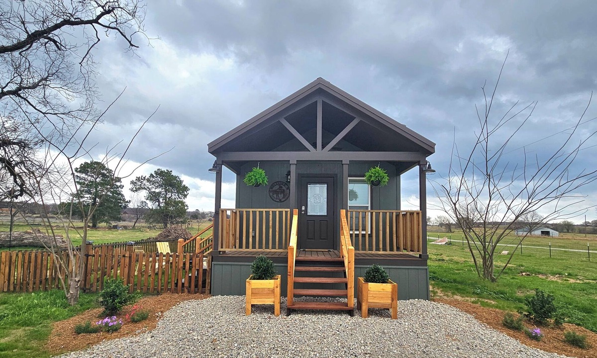 Parker County House | Tiny house, big dreams in the country