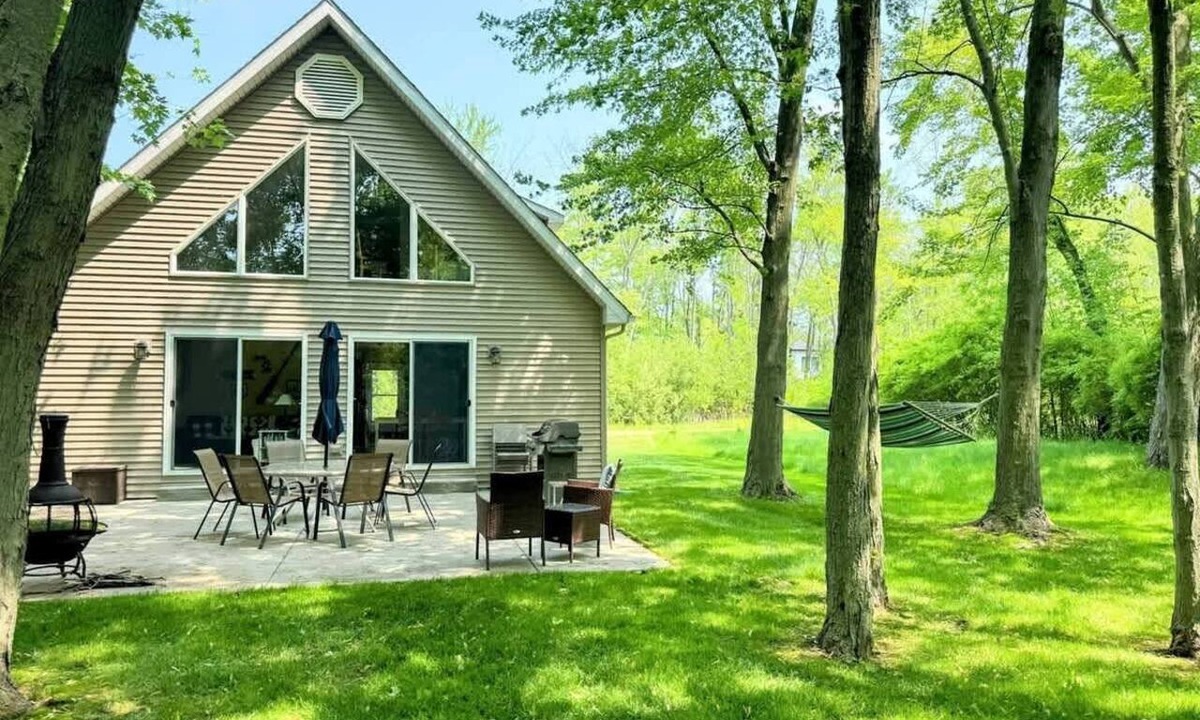 Miami Park House | TLC By The Lake South Haven Beach & Tram