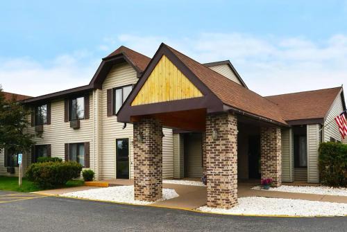 Ishpeming Hotel | Travelodge by Wyndham Ishpeming/Marquette