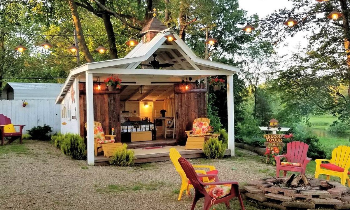 Niles Cabin | Unique Repurposed Barn near Niles for Glamping in Michigan