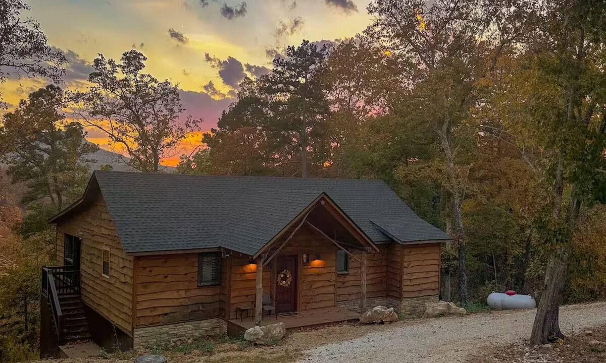 Jasper Cabin | Whippoorwill Run Cabin — Jasper, AR