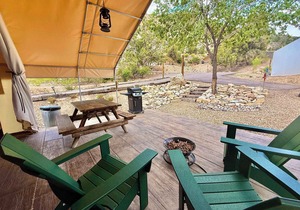 Glamping tent basecamp between Zion & Bryce w/AC in Orderville