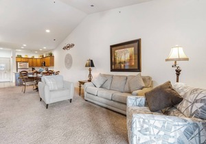 Golf Course Views Updated Condo Near Branson Shows & Dining