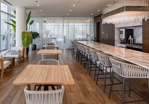 Hip River North 1BR w/Pool + Roof Deck near Mag Mile by Blueground