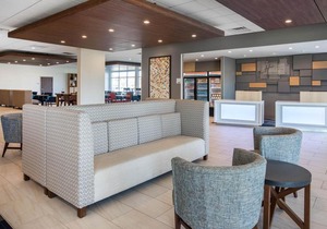 Holiday Inn Express & Suites Ludington