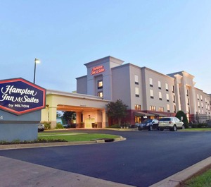 Hampton Inn Suites Alexandria 