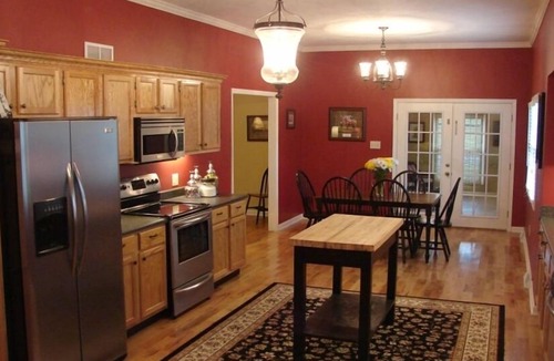 Lexington House | 1.4 Miles from the ~ KY ~ Horse Park Premise ID 12268400-3