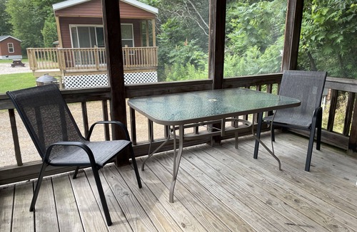 Isle Cabin | 1 bedroom with loft at Appeldoorn's Resort