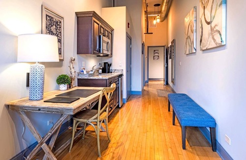 West Dundee Apartment | 124 Lofts #1 - Downtown Dundee - Walk to Dining