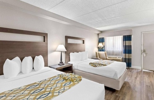 Naperville Hotel | 2 Family-Friendly Units Near Downtown Naperville - Free Parking and Breakfast!