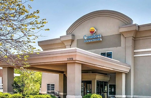 Ann Arbor Hotel | 2-Star Hotel ∙ Quality Inn & Suites Ann Arbor Hwy 23