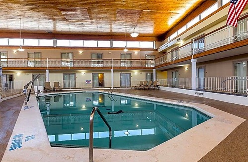 Coldwater Hotel | 2-Star Hotel ∙ Quality Inn & Suites Coldwater near I-69