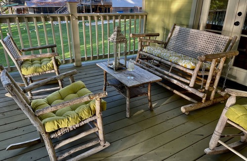 Ventress House | 2 story river house with Amazing views!