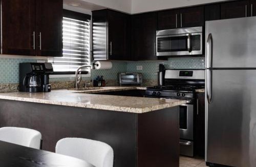 O'Hare Apartment | 2BR Newly Furnished Modern Apt Near O'Hare