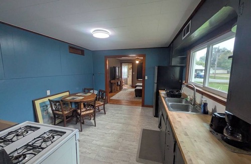 Robinson House | 3 Bed/1 Bath Close to Everything in Robinson