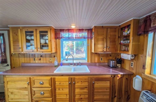 Wetmore House | 3-bedroom lake house minutes from Pictured Rocks boat cruises and Munising!