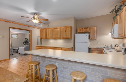 Pepin Condo | 3BR Condo Near Lake Pepin w/2 Kitchens - Lantern Condos