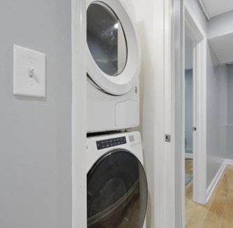 Woodlawn Apartment | 3BR Garden Apt, Private Entrance, Woodlawn