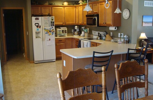 Beulah House | 4 Bedroom/2 Bath Home with Hot Tub & 20 Acres of Woods