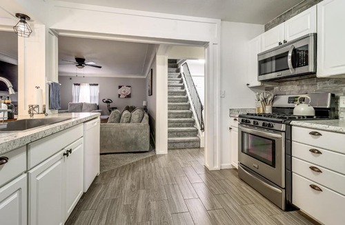Reynolds Corners House | 4 Mi to UToledo! Cozy Family Home