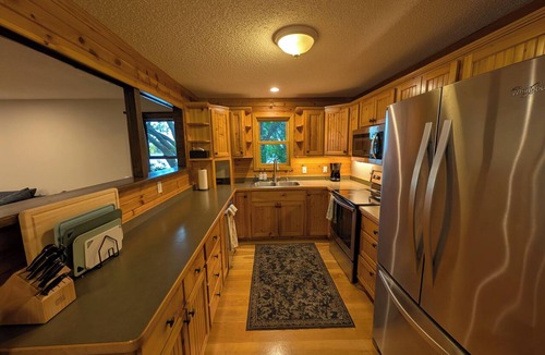 Clear Lake House | 4BR Briggs Lake Retreat-Paddle Boards & Kayaks, NEW Fire Pit, 1 HR from Cities!
