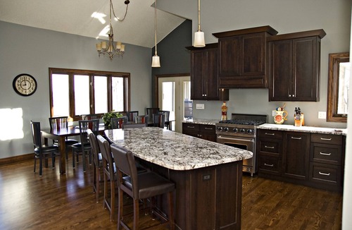 The Galena Territory House | 5 bedroom 3 level home that is great for groups of all kinds friends and family