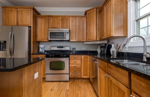 South Haven House | 5 Bedroom Coastal Beach House - 2 Blocks to South Beach!