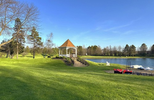 Union Grove House | 7 Acres Nature View w/Fishing, Boating & Kayaking