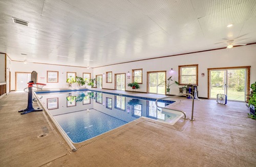 Bridgman Cottage | 8-acre Bridgman Oasis: Pool, Hot Tub & Game Room