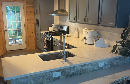 Menahga Cabin | Adorable Lakeside Cabin w/Private Sandy Beach to Enjoy the Sunrise