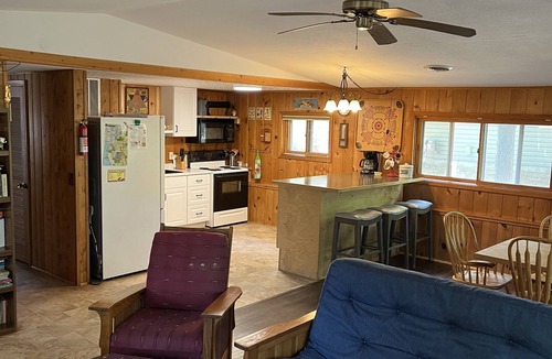 Silver Lake Cottage | Aug 17-22 OPEN! Huge deck, AC, pool, play area, walk to town, on channel, pet OK