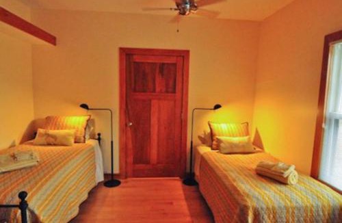 Ann Arbor Bed & Breakfast | Baxter House Bed & Breakfast and Apartment