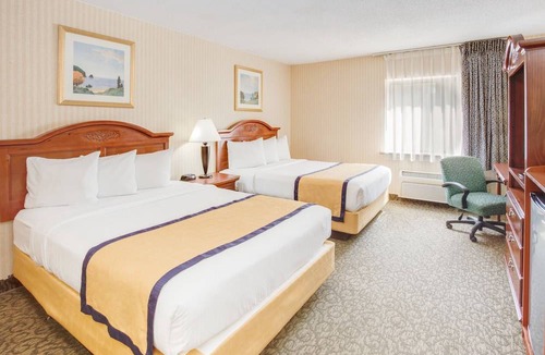 Kalamazoo Hotel | Baymont by Wyndham Kalamazoo East