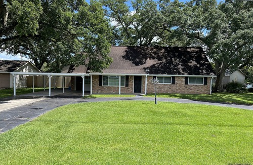 Bayou Vista House | Bayou front home in Morgan City (Chez Plaisance)