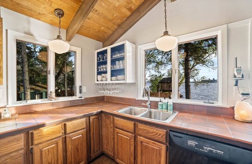 Park Point House | Bayview Cottage Park Point Retreat | Private Dock + Beach Across Street