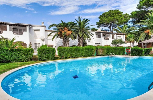 Pals House | Beautiful villa for 4 people with WIFI, pool, TV and terrace