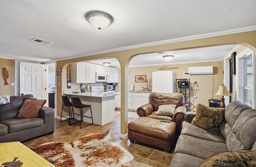 Cypremort Point Cottage | Beautiful, Relaxing, Spacious Cottage with view of Vermillion Bay!